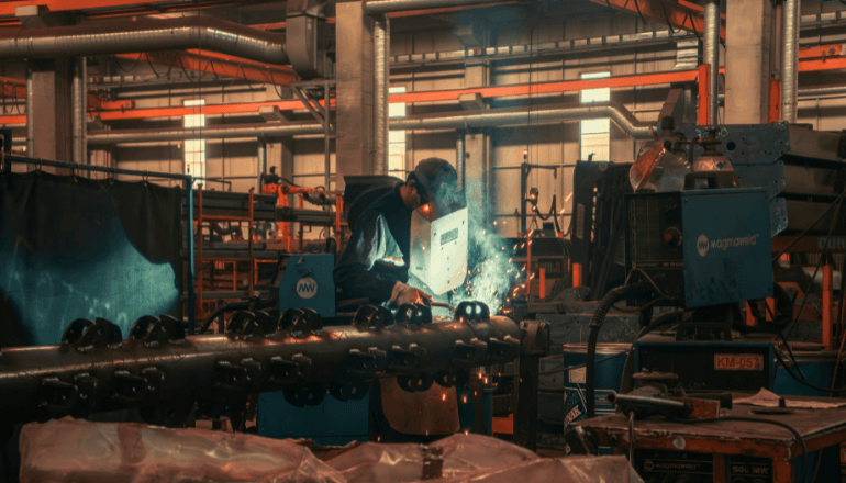 OEM vs ODM: visualizing the manufacturing process